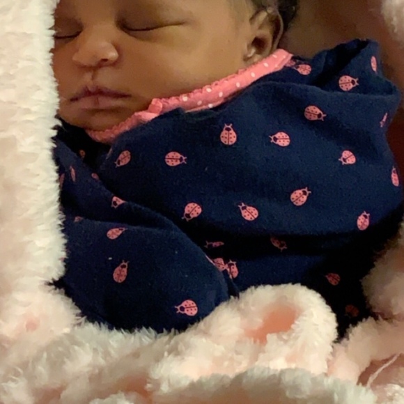 Meet your Posher, Tanya - Picture 1 of 1